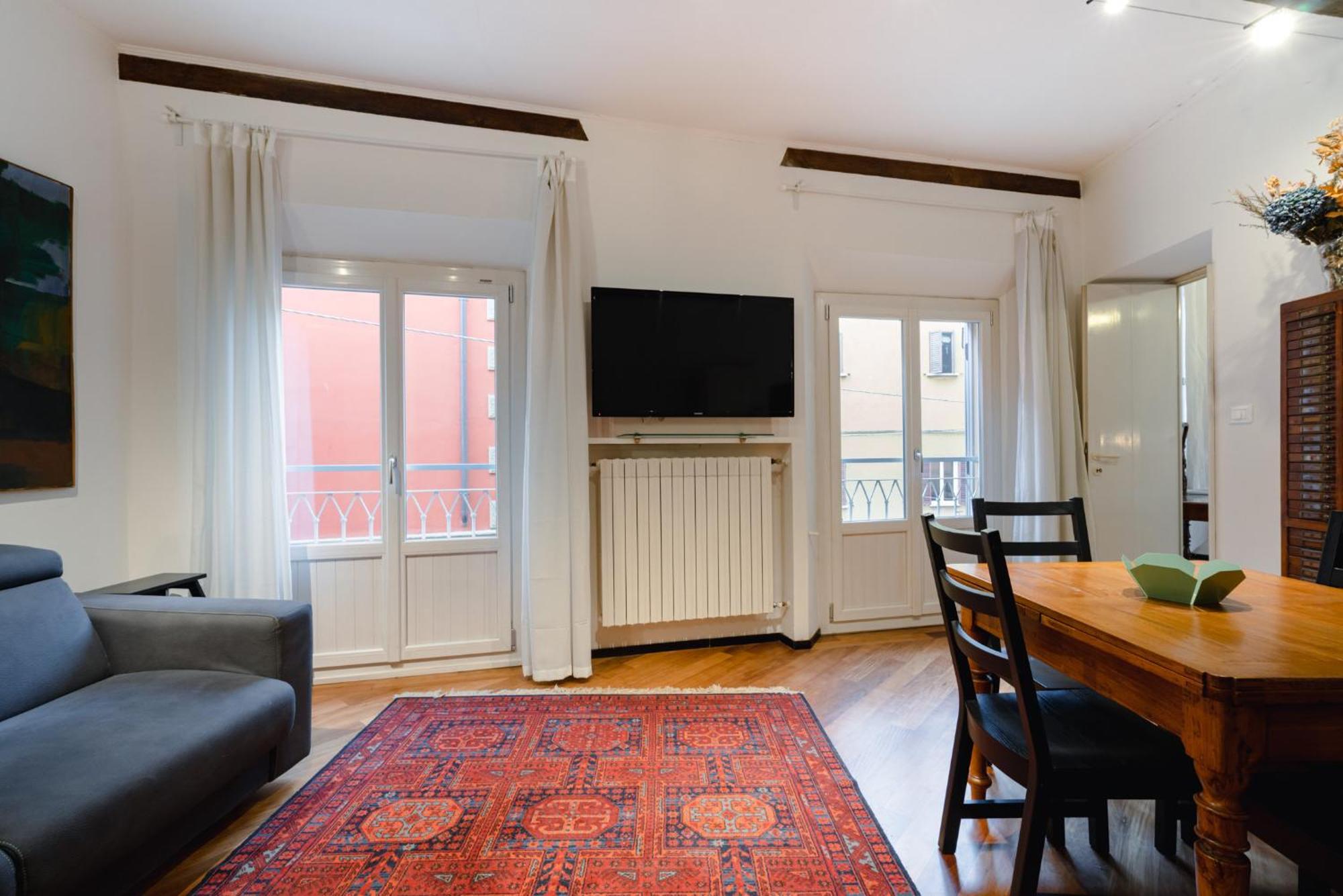 Palazzo Rialto Antique Apartment Bologna Exterior photo