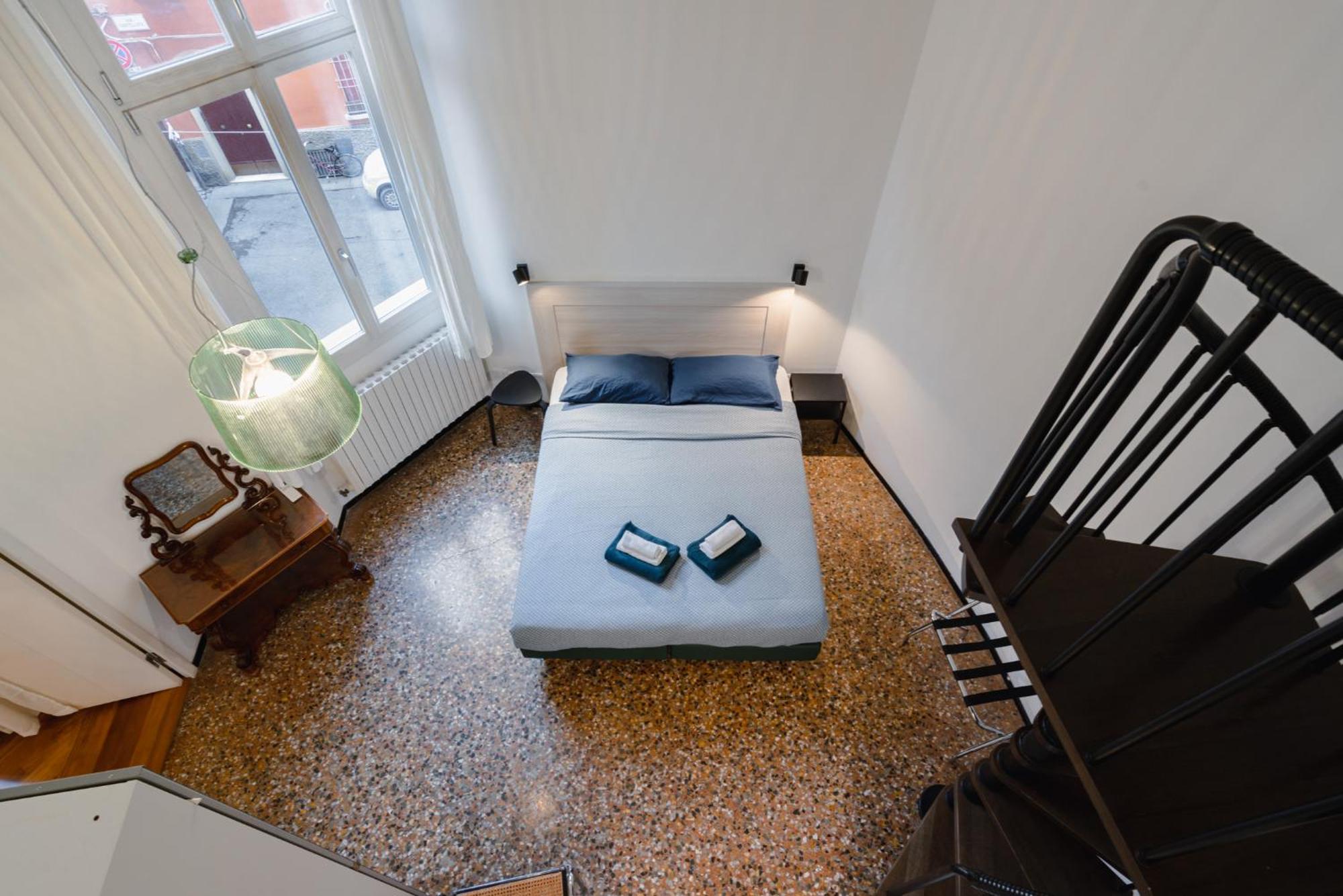 Palazzo Rialto Antique Apartment Bologna Exterior photo